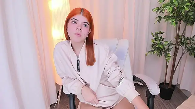 Maddy bennet online show from February 20, 2025, 7:12 am