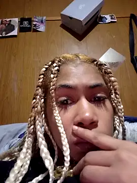 Snapshot of carmelbbyx22 chatting on May 16, 2026, 11:14 pm carmelbbyx22 online show from May 16, 2026, 11:14 pm