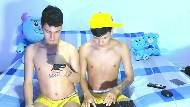 Snapshot of Angel_xxx chatting on February 25, 2025, 3:42 am Angel xxx online show from February 25, 2025, 3:42 am