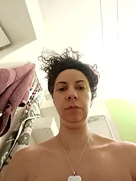 naughty69curls online show from January 19, 2026, 8:40 am