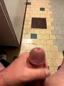 mikiss789 online show from November 20, 2025, 3:50 am