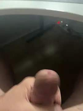 mikiss789 online show from November 28, 2025, 4:15 am