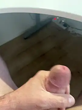 mikiss789 online show from March 28, 2026, 6:24 am