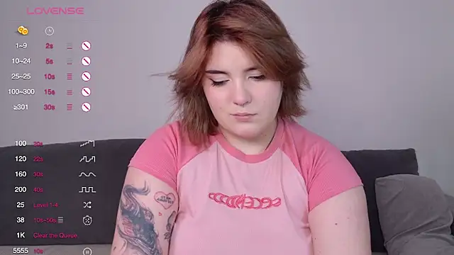 YumiYammy online show from November 3, 2025, 8:32 pm