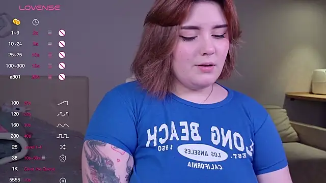 YumiYammy online show from November 14, 2025, 8:07 pm