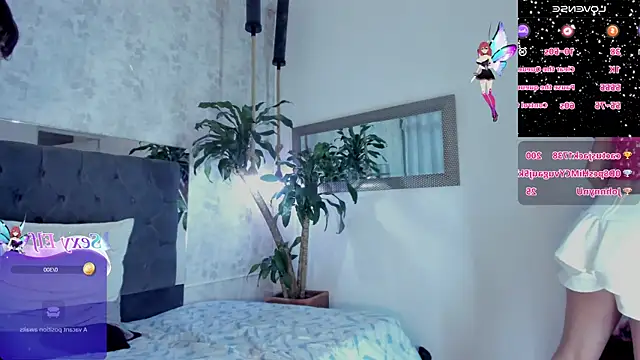 Snapshot of hinata_itachi chatting on January 12, 2025, 2:45 am hinata itachi online show from January 12, 2025, 2:45 am