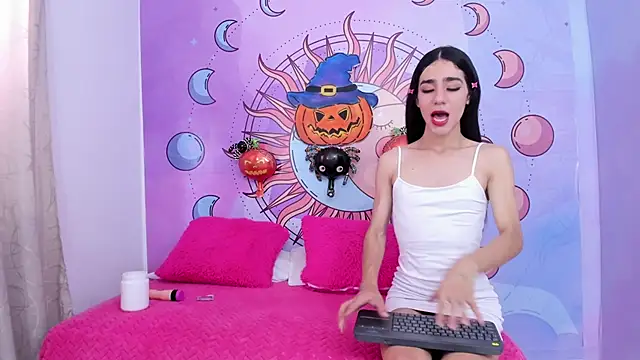 Snapshot of Mariana_16_ chatting on October 28, 2025, 7:38 pm Mariana 16 online show from October 28, 2025, 7:38 pm