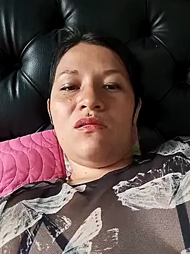 Snapshot of kattia_bk chatting on December 20, 2024, 10:22 pm kattia bk online show from December 20, 2024, 10:22 pm