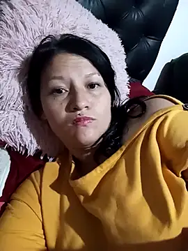 Snapshot of kattia_bk chatting on December 23, 2024, 11:28 pm kattia bk online show from December 23, 2024, 11:28 pm