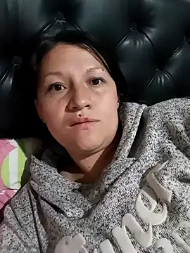 Snapshot of kattia_bk chatting on January 10, 2025, 12:27 am kattia bk online show from January 10, 2025, 12:27 am