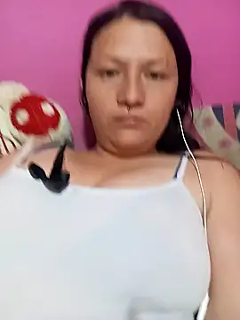 Snapshot of kattia_bk chatting on January 22, 2025, 12:48 am kattia bk online show from January 22, 2025, 12:48 am