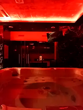 Snapshot of Coppiatrasgressiva chatting on October 18, 2025, 9:59 pm Coppiatrasgressiva online show from October 18, 2025, 9:59 pm