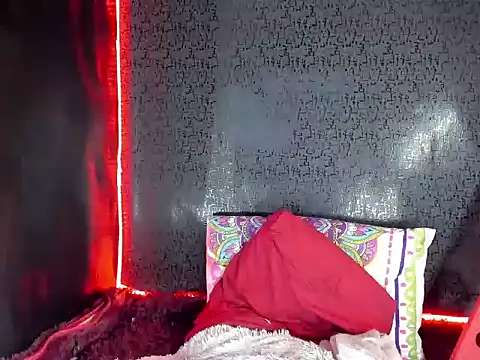 Snapshot of katizaldana chatting on February 26, 2025, 3:21 am katizaldana online show from February 26, 2025, 3:21 am