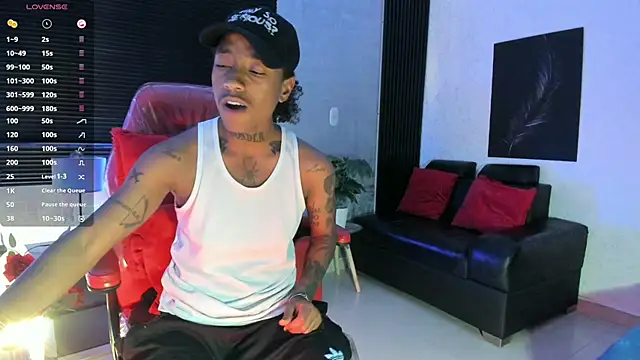 JhonyMiller  online show from September 13, 2025, 8:19 pm