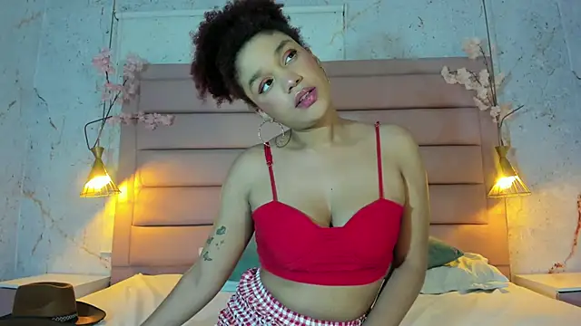 loladupont online show from October 8, 2025, 3:04 am