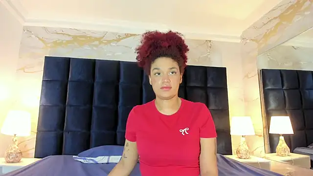 loladupont online show from March 19, 2026, 3:10 am