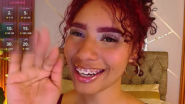 charlottee white online show from March 31, 2026, 9:59 pm