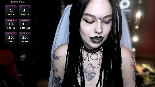 Snapshot of alexx_succubus chatting on April 8, 2026, 11:27 pm alexx succubus online show from April 8, 2026, 11:27 pm