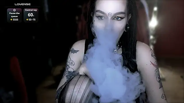 Snapshot of alexx_succubus chatting on April 18, 2026, 10:32 pm alexx succubus online show from April 18, 2026, 10:32 pm