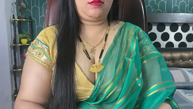 FlatVincy4 online show from February 18, 2026, 4:08 am