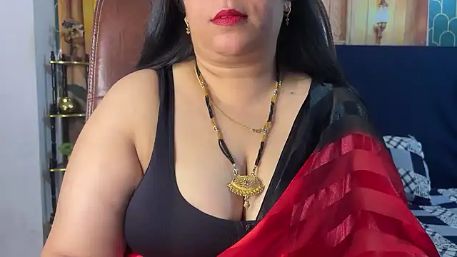 FlatVincy4 online show from April 7, 2026, 8:48 am