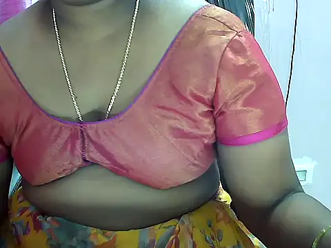 Snapshot of telugu_indhu_0001 chatting on February 12, 2026, 9:54 pm telugu indhu 0001 online show from February 12, 2026, 9:54 pm