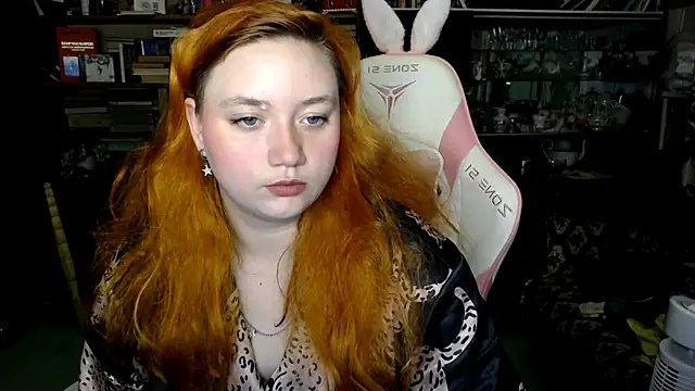 Bitchy Lily online show from October 7, 2025, 5:54 pm