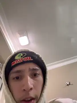 Snapshot of qbaby96 chatting on January 8, 2025, 5:59 am qbaby96 online show from January 8, 2025, 5:59 am