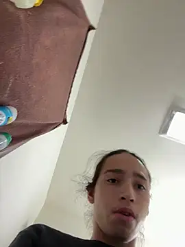 Snapshot of qbaby96 chatting on January 11, 2025, 2:58 pm qbaby96 online show from January 11, 2025, 2:58 pm