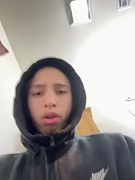 Snapshot of qbaby96 chatting on January 29, 2025, 11:56 pm qbaby96 online show from January 29, 2025, 11:56 pm