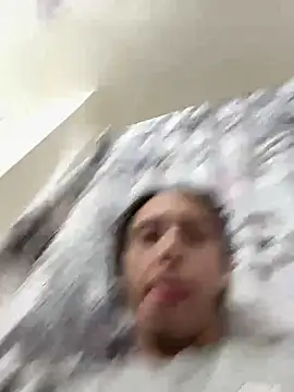 Snapshot of qbaby96 chatting on March 2, 2025, 11:39 am qbaby96 online show from March 2, 2025, 11:39 am