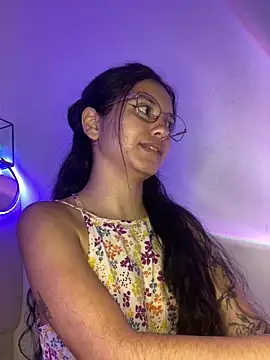 Rosita forever  online show from February 8, 2025, 4:14 pm