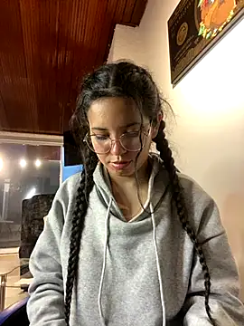 Rosita forever  online show from November 8, 2025, 2:39 pm