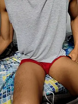 gatoalex89 online show from October 8, 2025, 2:47 pm