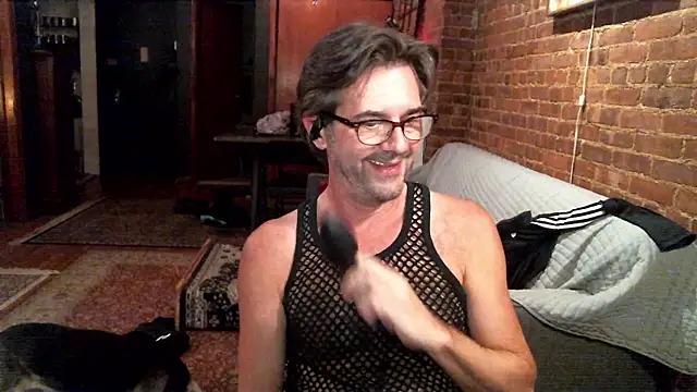 Johnny Bottoms online show from November 14, 2025, 4:22 am