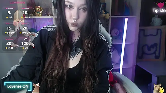 Snapshot of chloe_crystall_killer chatting on June 14, 2026, 1:46 pm chloe crystall killer online show from June 14, 2026, 1:46 pm