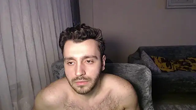 handsomeee04 online show from March 1, 2026, 9:39 pm