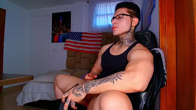 DennisWalkerr online show from October 30, 2025, 9:37 pm