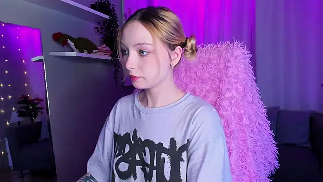 Snapshot of forget_me_not_eve chatting on January 20, 2025, 8:30 am forget me not eve online show from January 20, 2025, 8:30 am