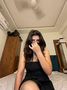 ahista online show from June 28, 2026, 5:19 pm