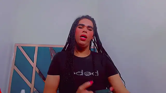 Snapshot of fox_naughty_violet chatting on November 5, 2025, 7:36 pm fox naughty violet online show from November 5, 2025, 7:36 pm