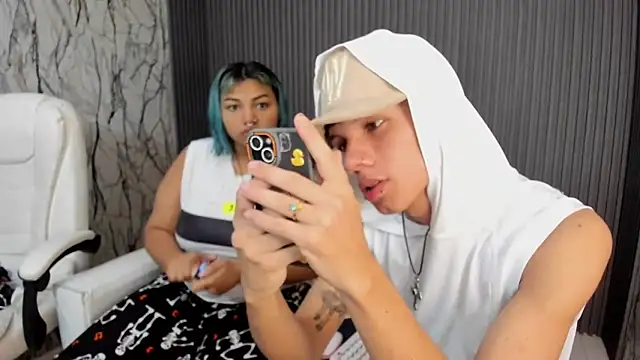 andy dan18 online show from November 28, 2025, 3:36 pm