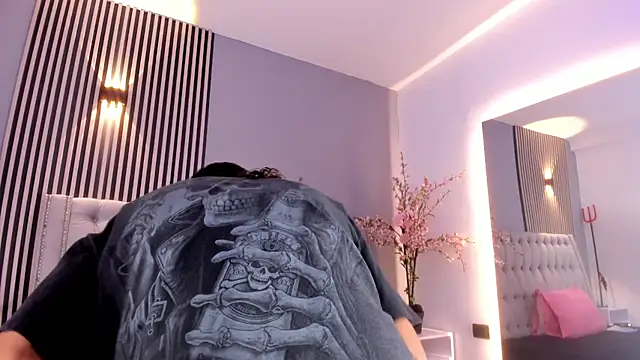 Snapshot of GysellHanson chatting on November 5, 2025, 11:21 am GysellHanson online show from November 5, 2025, 11:21 am