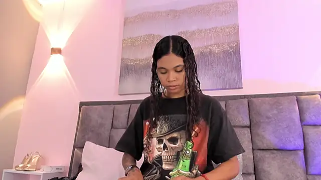 Snapshot of GysellHanson chatting on November 18, 2025, 11:36 am GysellHanson online show from November 18, 2025, 11:36 am