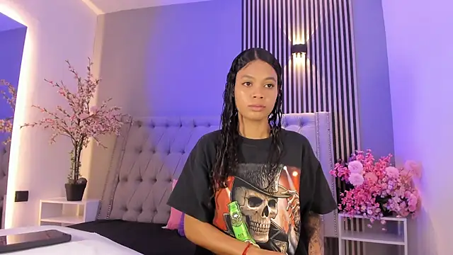 Snapshot of GysellHanson chatting on December 17, 2025, 11:16 am GysellHanson online show from December 17, 2025, 11:16 am