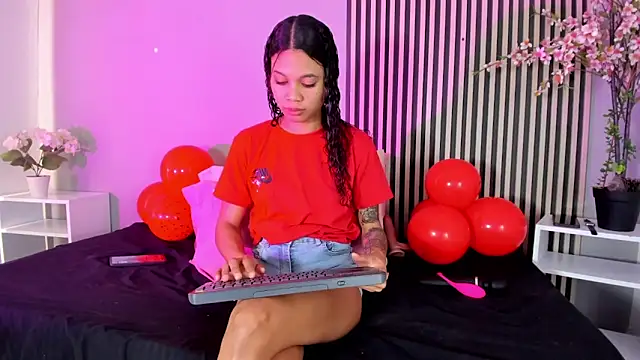 Snapshot of GysellHanson chatting on February 13, 2026, 11:39 am GysellHanson online show from February 13, 2026, 11:39 am