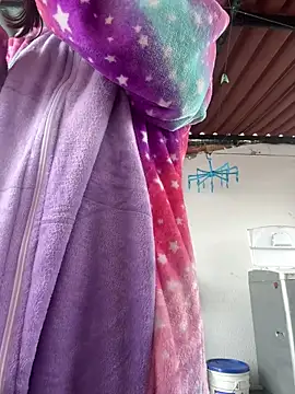 Snapshot of BlueStoneX chatting on February 12, 2025, 3:49 pm BlueStoneX online show from February 12, 2025, 3:49 pm