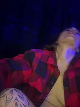 Snapshot of BlueStoneX chatting on March 7, 2025, 8:34 am BlueStoneX online show from March 7, 2025, 8:34 am