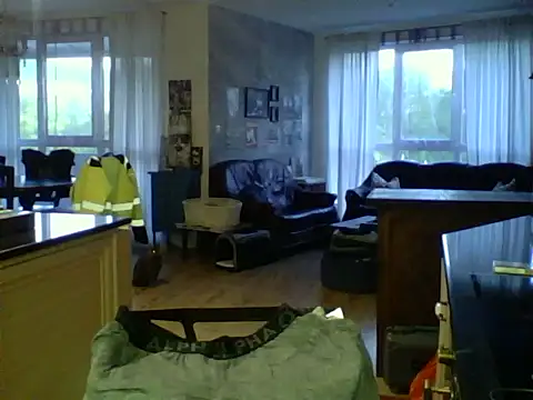 kevincumporn online show from October 5, 2025, 4:11 am