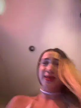 Mariapaula online show from January 9, 2025, 11:34 pm